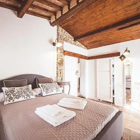 Relais Casale Il Poggetto - I Pini By Zoom In Earth *