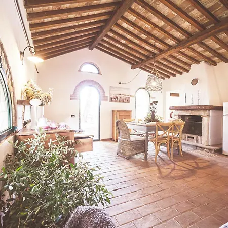 Relais Casale Il Poggetto - I Pini By Zoom In Earth Apartament